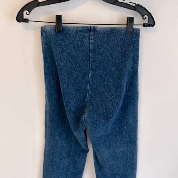 Lysse Scallop Hem Ankle Jeggings - Picture 7 of 10